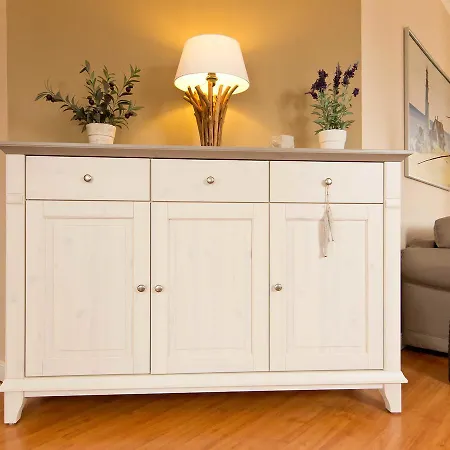 Kaisers Vis A Vis - 08 Lägenhet *